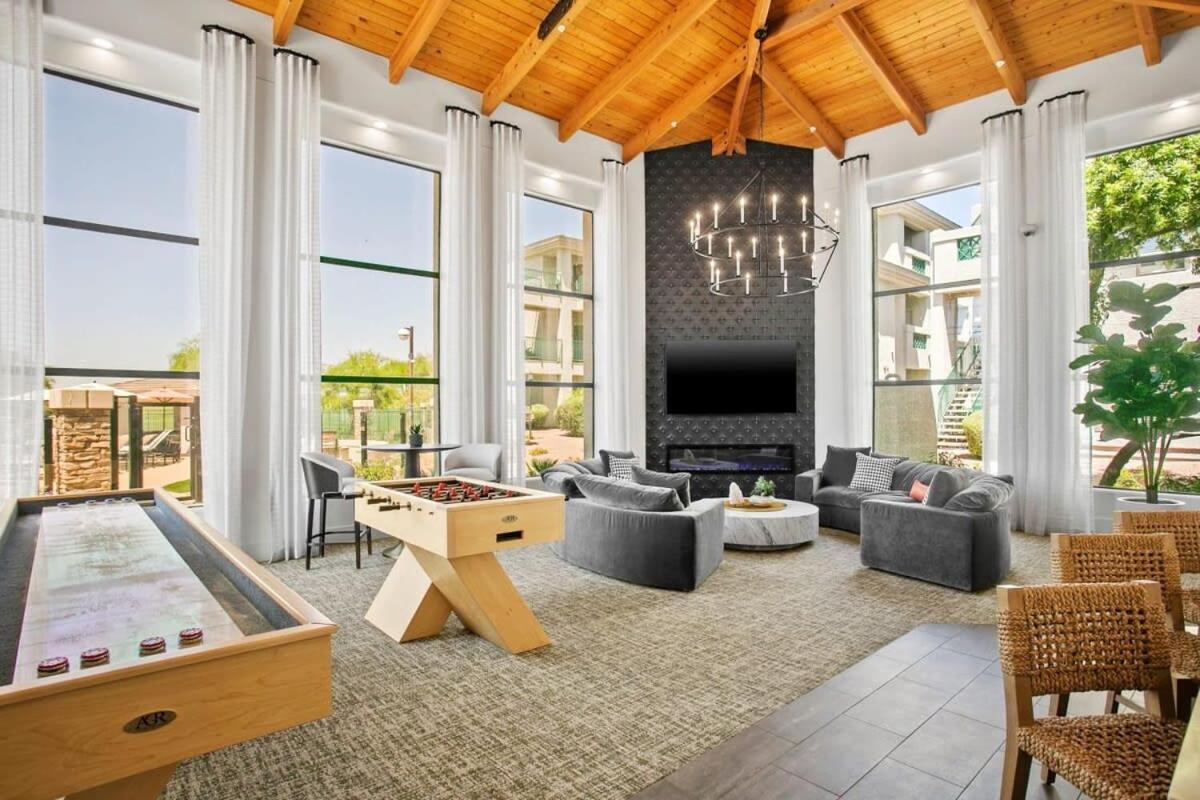 Apartment 2br Cozysuites At Kierland Commons With Pool #10 *