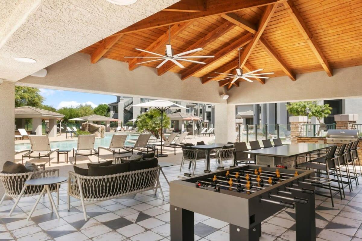 2br Cozysuites At Kierland Commons With Pool #10 Scottsdale