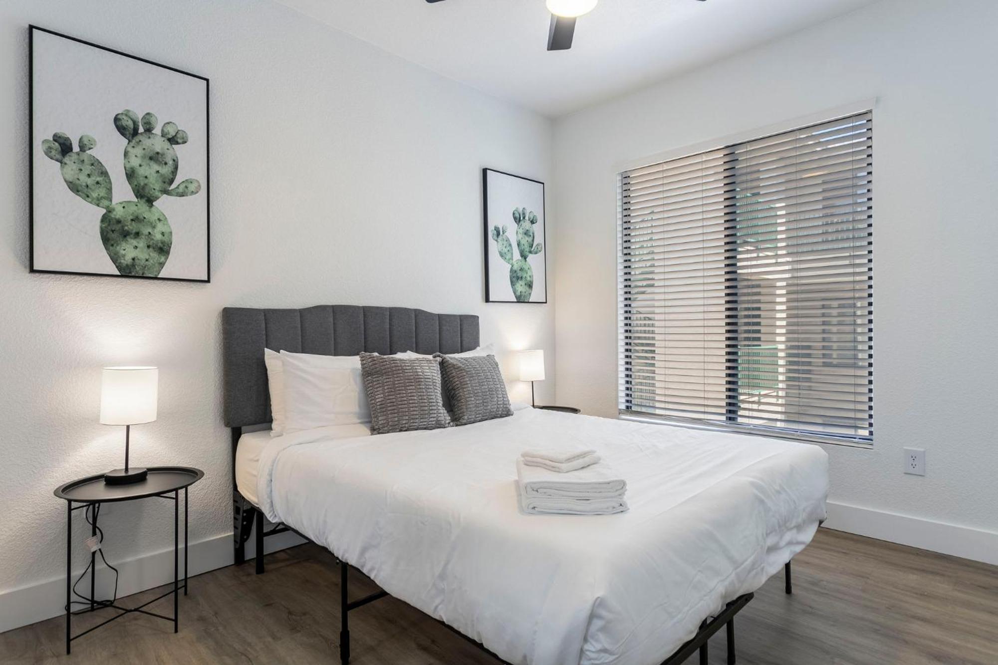 2br Cozysuites At Kierland Commons With Pool #10 * Scottsdale